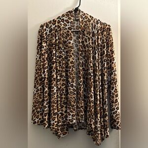 Women’s unbranded leopard print open front flowy cardigan/kimono in size 1x